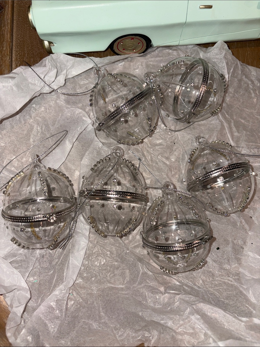 6 ornament lockets